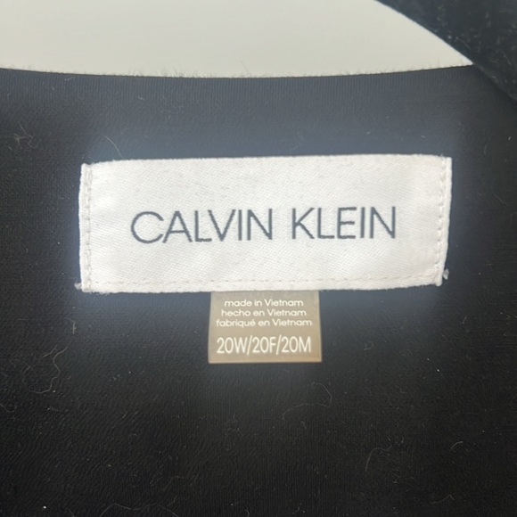 Calvin Klein Oversized Light Jacket - Picture 7 of 7